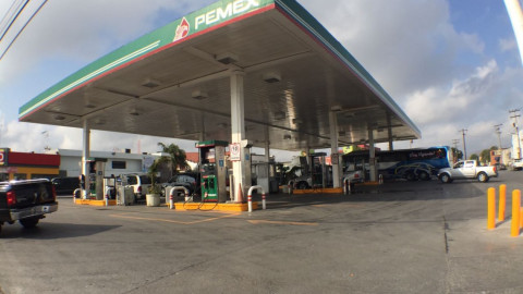Gasolineras de Matamoros vuelven a la normalidad