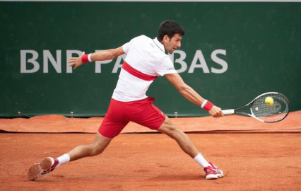 Djokovic ilusiona con su paso firme en Roland Garros