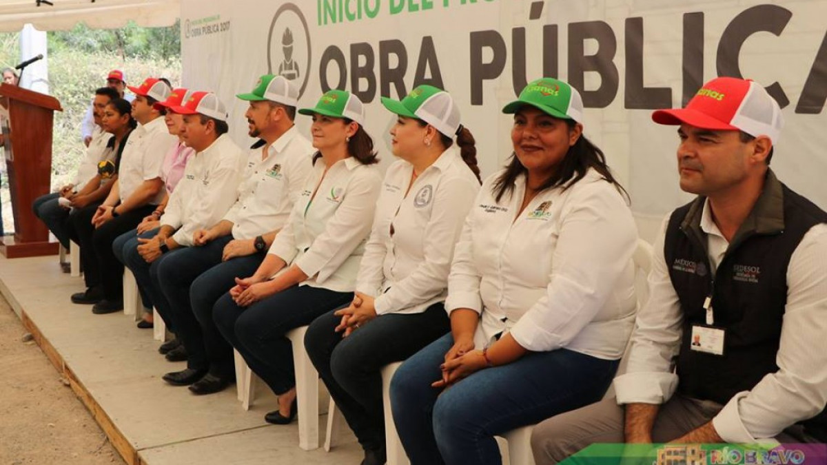 Inicia  programa de “Obra Pública 2017”