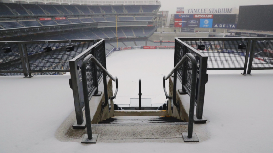 ¡Yankee Stadium bajo nieve!