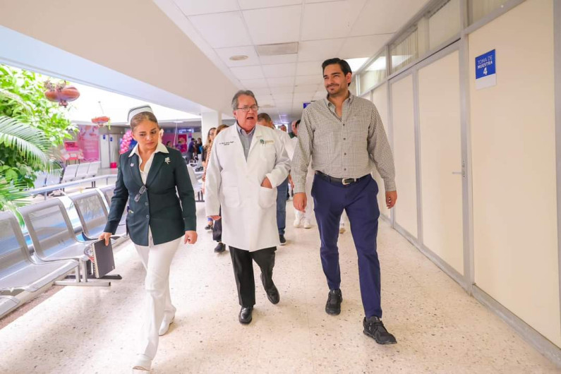 Inauguraron el Alcalde Carlos Peña Ortiz y Doctor Nestor García Prugue obras en Hospital General Reynosa 