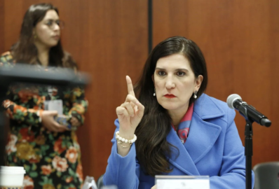 Kenia López Rabadán, diputada panista, propone cambiar el nombre oficial a México