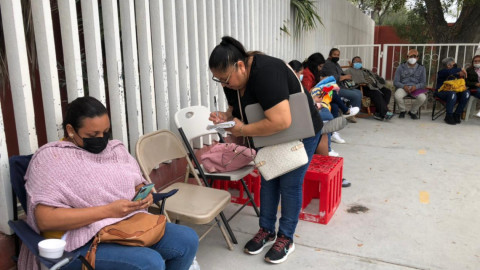 Acampan por alcanzar lugar en secundaria ETI 44