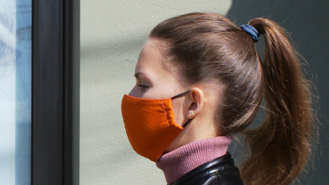 Si todos usamos cubrebocas, la pandemia estaría controlada: Director de CDC 