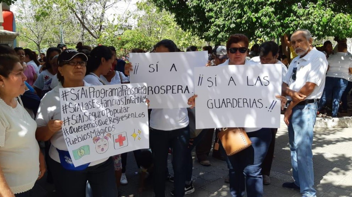 Protestan contra AMLO en Tampico