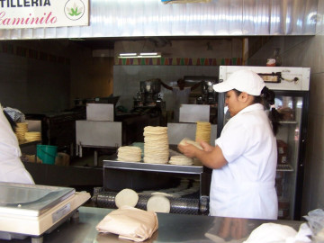 Además de insumos, tortilleros en Guerrero pagan cuotas al crimen
