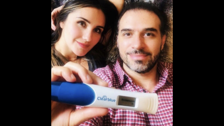 Dulce María anuncia que está embarazada