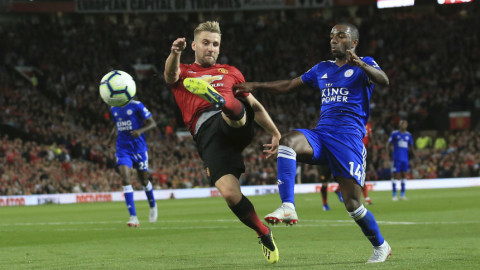 ManU debuta con triunfo en la Premier