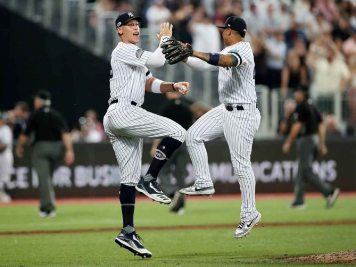 Yankees vencen a Red Sox en Londres