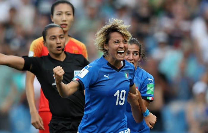 Italia avanza a “cuartos” en Mundial Femenil  