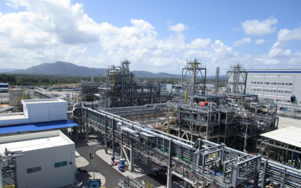 Amenaza con estallar planta química en Houston 