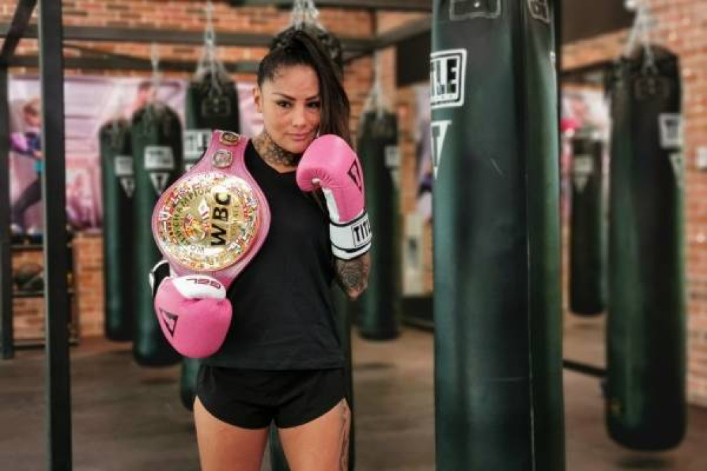 “He hecho lo doble del Canelo y no gano lo mismo por ser mujer”: ‘Barby’ Juárez