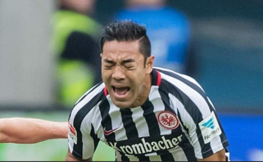 Marco Fabián fuera de las canchas hasta 2018