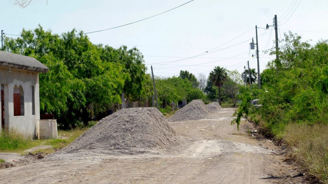 Continúa revestimiento de calles