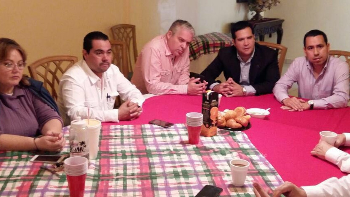 Funcionarios municipales comparecen ante regidores