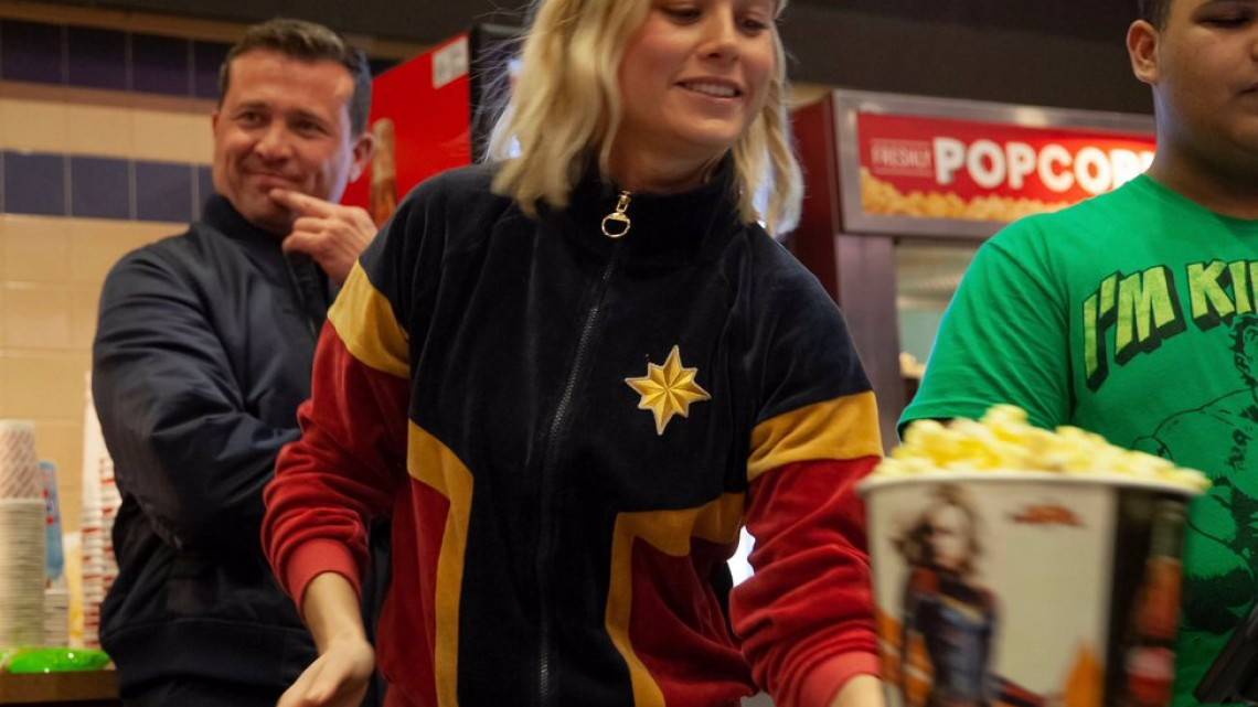 Brie Larson vende dulces a quienes fueron a ver 'Captain Marvel'