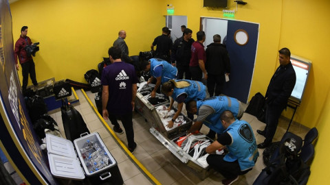 La llamativa inspección en el vestuario de River