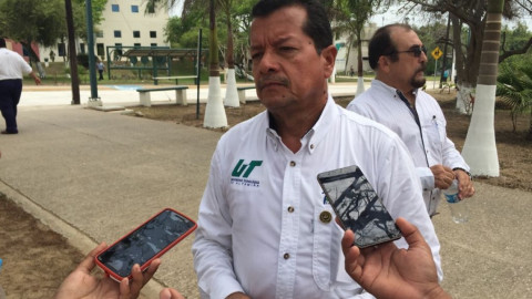 Analizan nuevo modelo educativo que involucre a estudiantes en sector productivo.