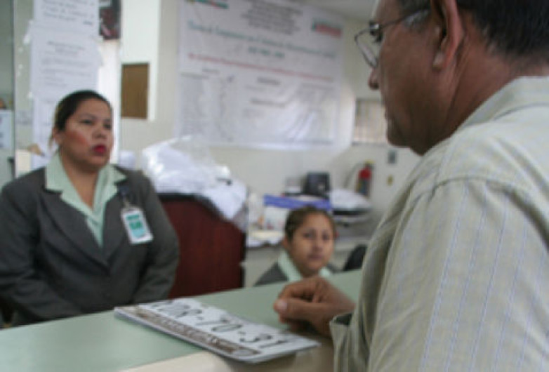 Baja un 20% el pago de la tenencia de placas