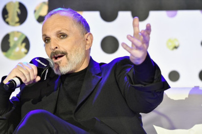 Miguel Bosé será sometido a una cirugía a causa de una hernia discal