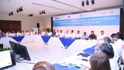 Instalan Consejo de Protección Civil por inicio de temporada de huracanes