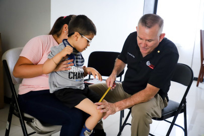 DIF Reynosa realiza toma de medidas para sillas de ruedas especiales PCI