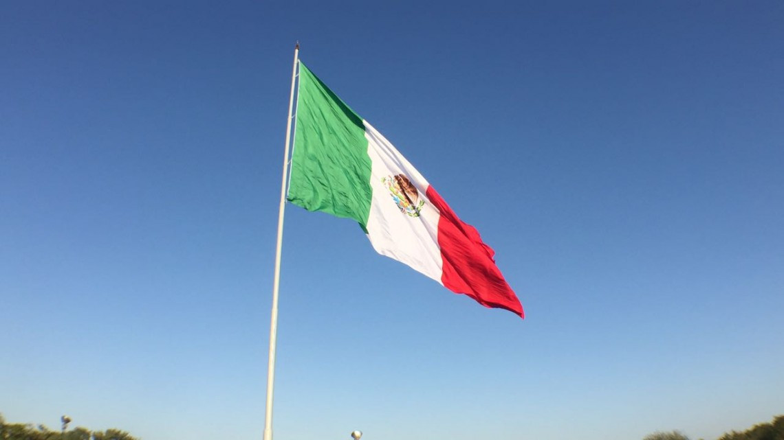 Conmemoran en Tampico 196 aniversario de la bandera de México 